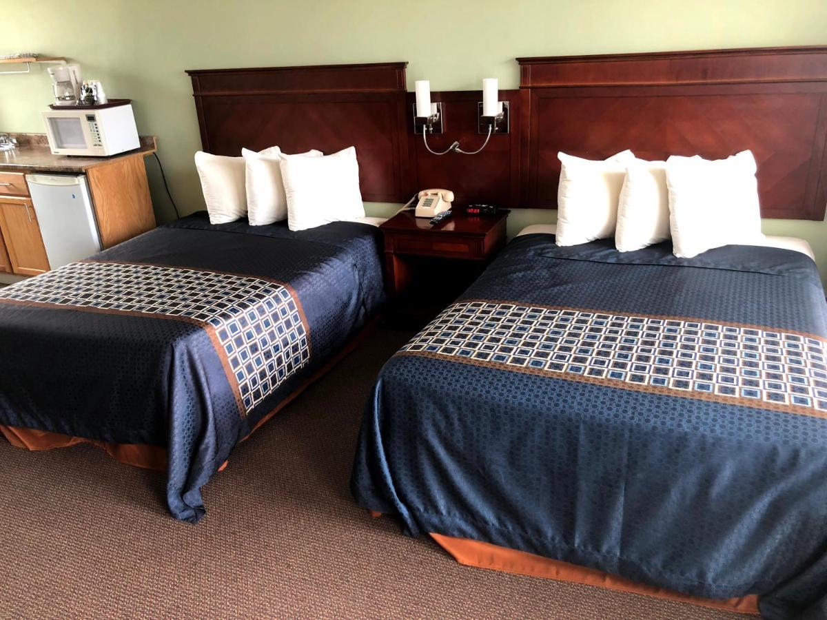 Perth Plaza Inn & Suites エクステリア 写真