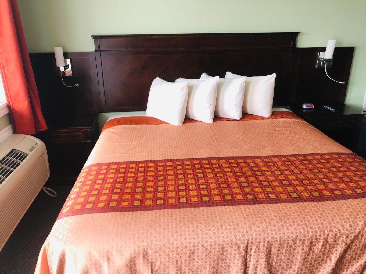 Perth Plaza Inn & Suites エクステリア 写真