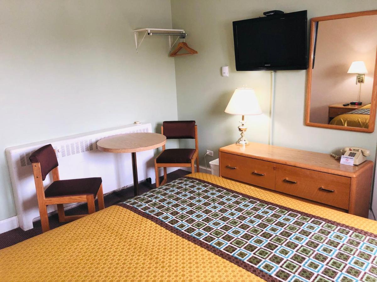 Perth Plaza Inn & Suites エクステリア 写真